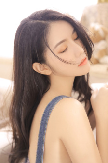 XXX摘花处破女另类HD